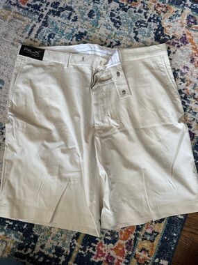 RLX by Ralph Lauren | Tan Performance Flat-Front Golf Shorts | sz40 |NWT